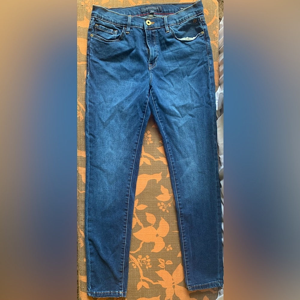 Tommy Hilfiger Mid-Rise Blue Jeans